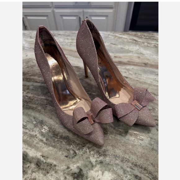 Ted Baker “Azeline” Rose Gold Glitter Bow Heels – Size 10 (EU 41) - Picture 4 of 9